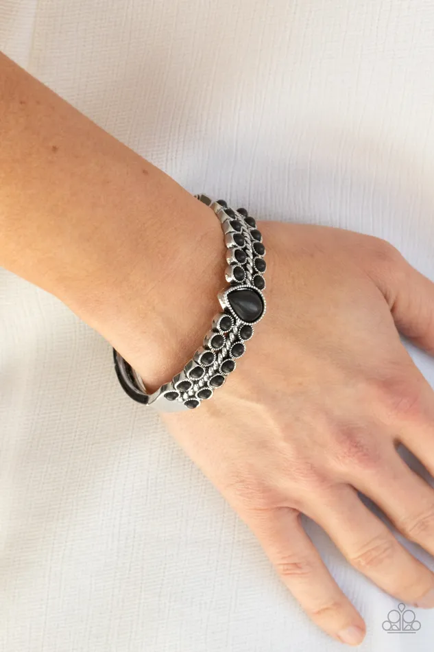 A Finishing Touch Jewelry Paparazzi Nature Resort Black Bracelet Bracelets