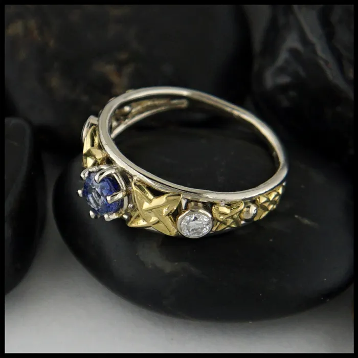 Ceylon Sapphire Celtic Ring Walker Metalsmiths Rings