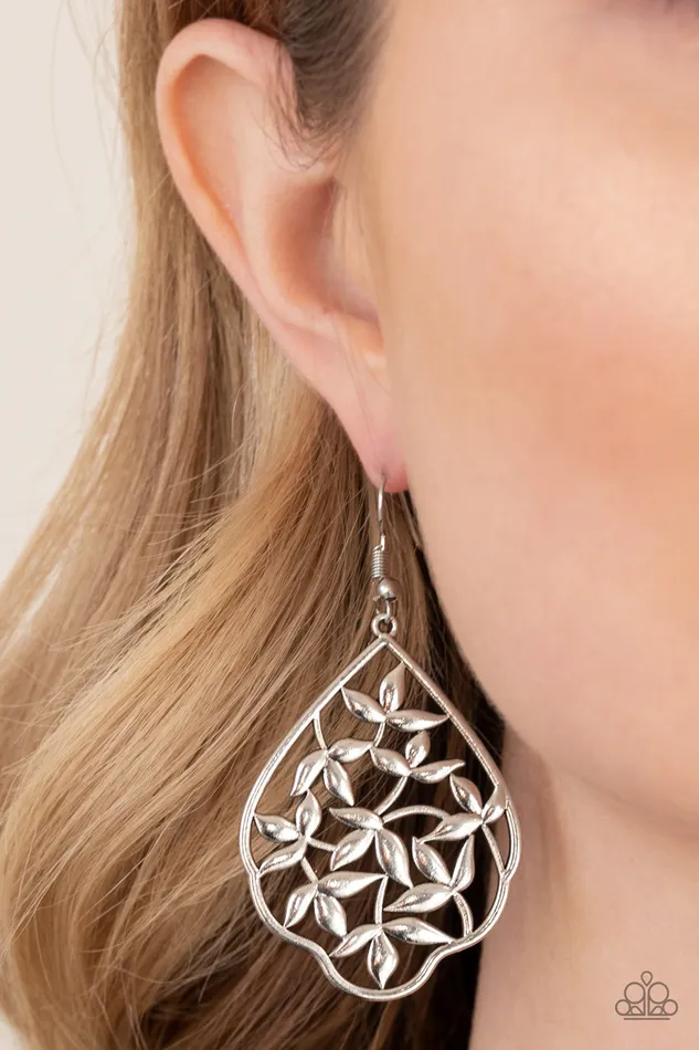 Earrings Taj Mahal Gardens Silver Filigree Earrings Paparazzi Paparazzi Accessories
