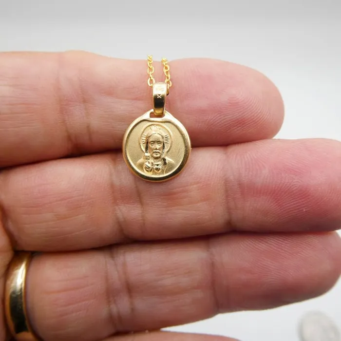 Gold Sacred Heart Round Necklace 18inch MEXICO Necklaces
