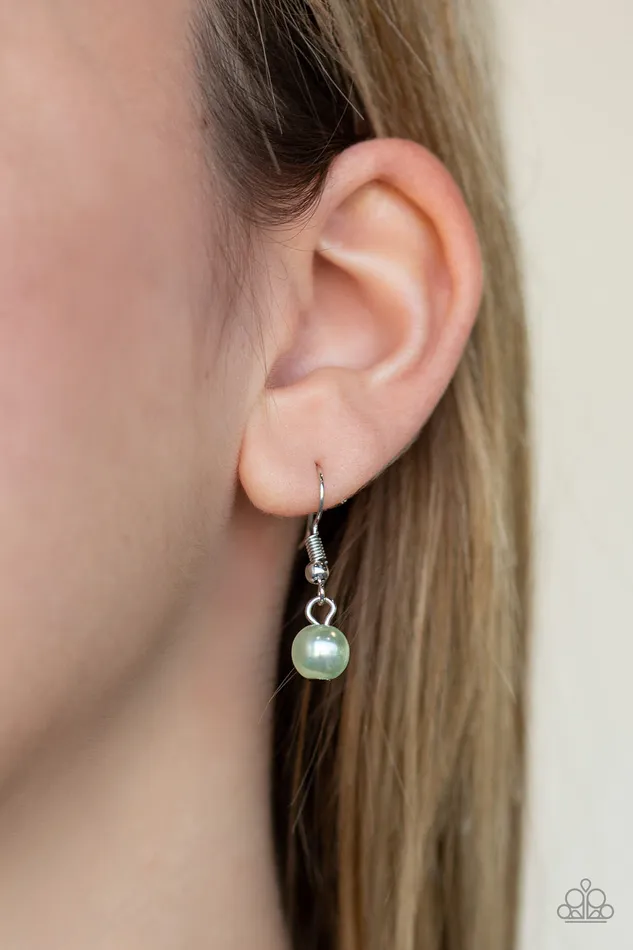 Necklaces Paparazzi Accessories Teardrop Serenity Green Pearl Silver Cluster Pendant Necklace Paparazzi