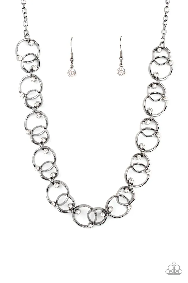 Paparazzi Accessories Necklaces Center of My Universe Black Circle Rhinestone Gunmetal Necklace Paparazzi