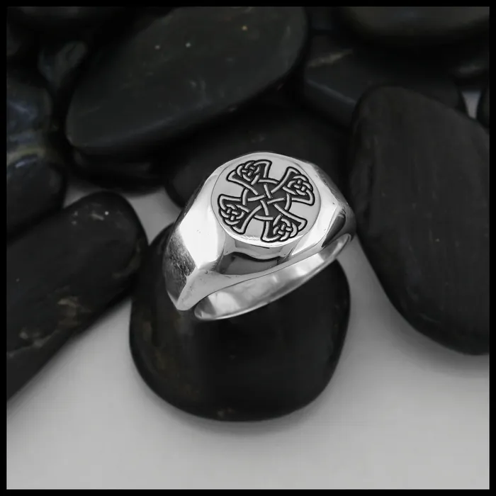 Rings Walker Metalsmiths Wide Celtic Cross Signet Ring